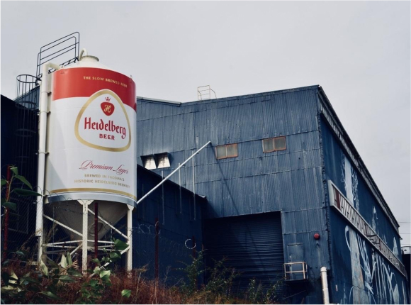 The 7 Seas Building restored the Columbia Brewing Co. warehouse and brewery, which is also where Heidelberg was originally founded and brewed.